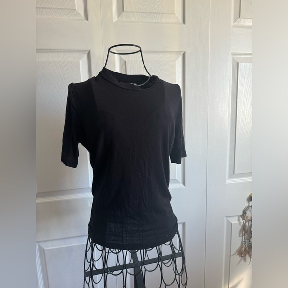 T-shirt - Picture 3 of 3